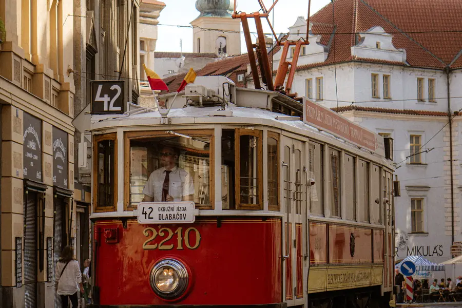 Historische Tramlinie 42 (24 h)